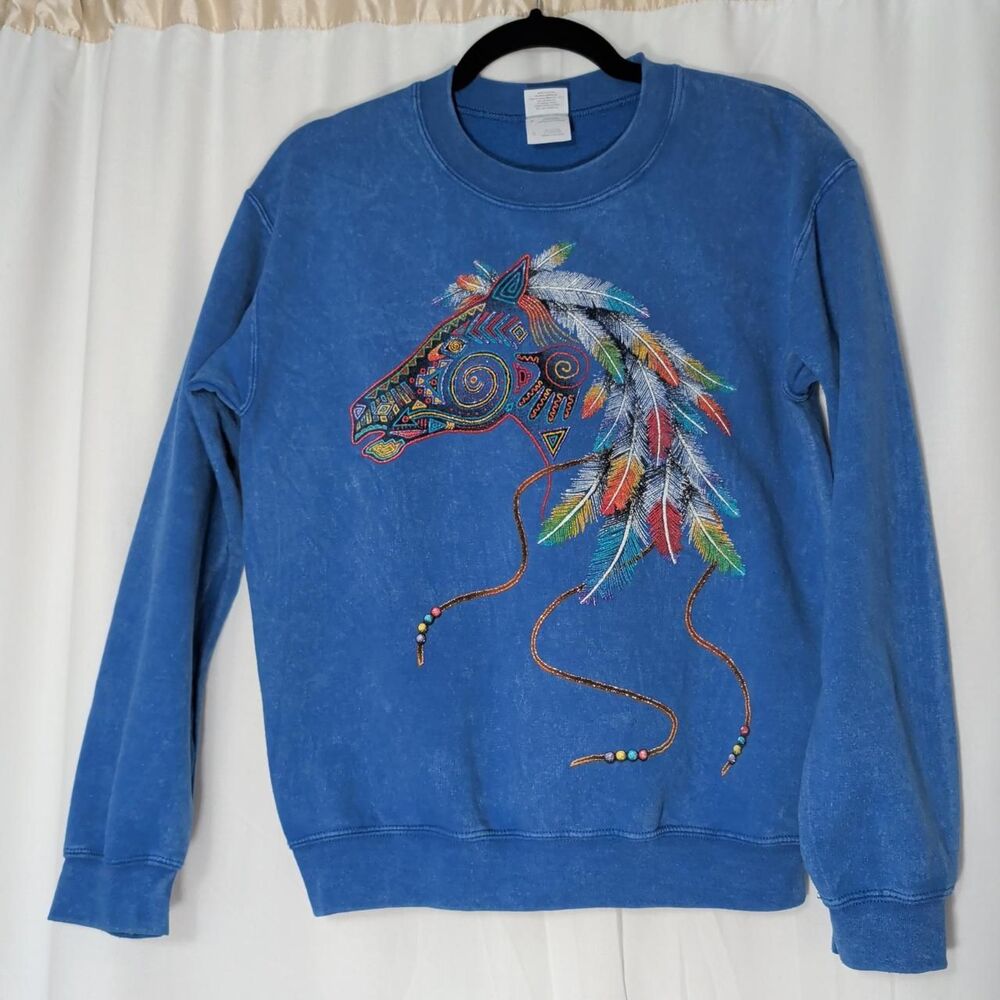 Gildan Women's Blue Sweatshirt